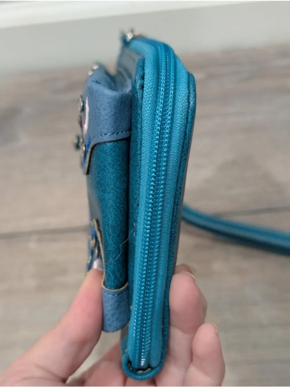 Unbranded turquoise bag